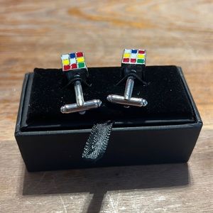 Rubik cube cuff links